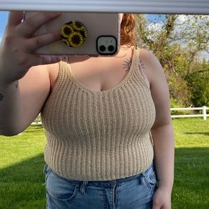 ❌SOLD❌ Moon & Madison woven tank top